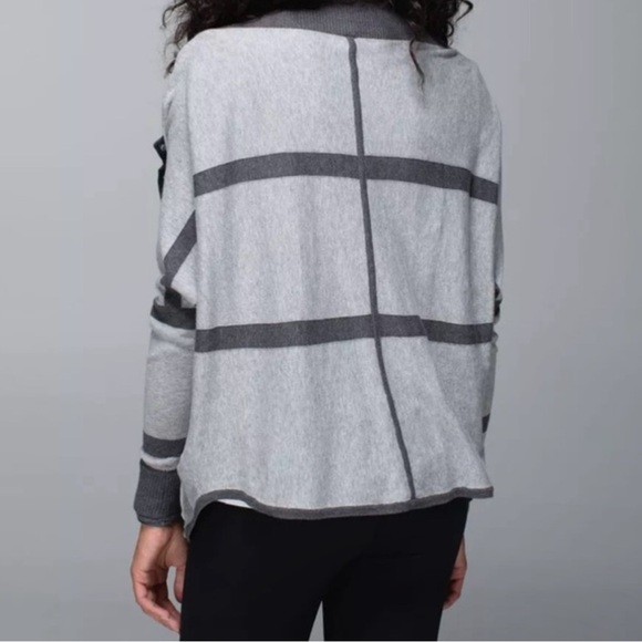Lululemon After Class Cardigan Button Up Grey 2-Way Wear Cotton Women Sz 6 - Picture 6 of 11